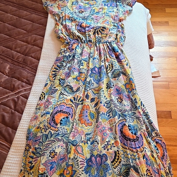 Vici Floral Maxi High- Low Dress in Blue and Yellow Floral Design With Tie - Picture 8 of 8